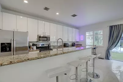 131 S East 7th Way #131, Pompano Beach, FL 33060 - Photo 13