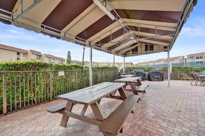9540 Sunrise Lakes Boulevard #303, Sunrise, FL 33322 - Photo 43