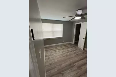 3890 Lakewood Road, Palm Springs, FL 33461 - Photo 9
