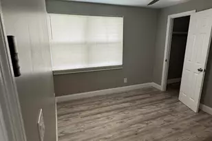 3890 Lakewood Rd, Palm Springs, FL 33461 - Photo 9