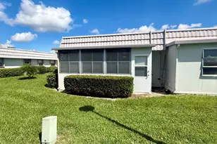 34 Valencia B, Delray Beach, FL 33446 - Photo 21