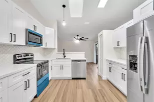 6014 NW 78th Way, Tamarac, FL 33321 - Photo 3