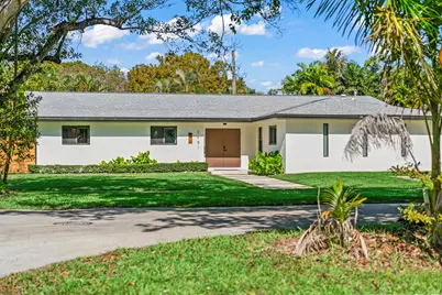 2451 NE 199th Street, Miami, FL 33180 - Photo 3