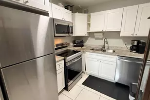 1037 Ashby D, Deerfield Beach, FL 33442 - Photo 3