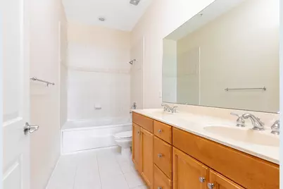 6807 Lakeside Circle N #102-1, Davie, FL 33314 - Photo 13