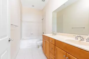 6807 Lakeside Cir N, Davie, FL 33314 - Photo 13