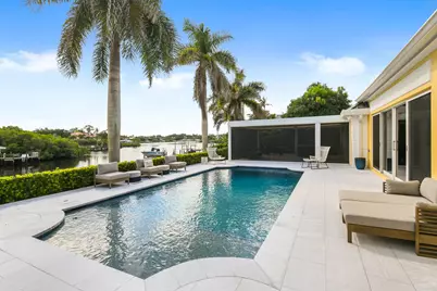 18444 SE Heritage Drive, Tequesta, FL 33469 - Photo 13