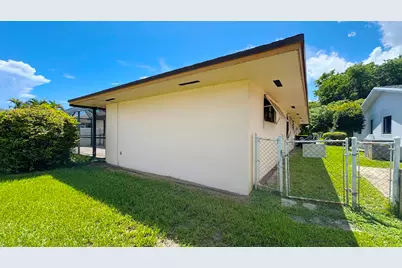 309 SE 4th Street, Dania Beach, FL 33004 - Photo 35