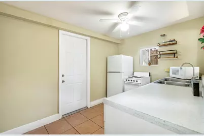 3901 Washington Road, West Palm Beach, FL 33405 - Photo 31