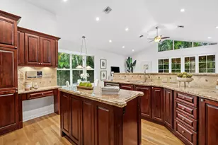 1207 Manor Dr S, Weston, FL 33326 - Photo 19
