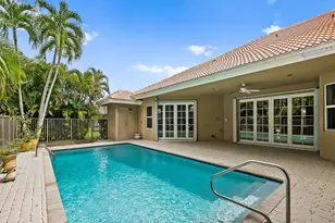 1207 Manor Dr S, Weston, FL 33326 - Photo 7