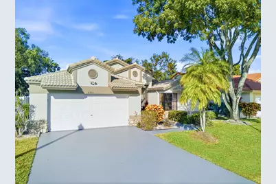 8901 Boatswain Drive, Boynton Beach, FL 33436 - Photo 5