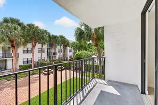 706 Executive Center Dr, West Palm Beach, FL 33401 - Photo 21