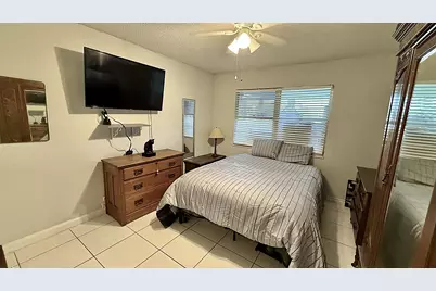 1037 Ashby D, Deerfield Beach, FL 33442 - Photo 17
