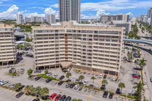 1825 S Ocean Dr, Hallandale Beach, FL 33009 - Photo 23