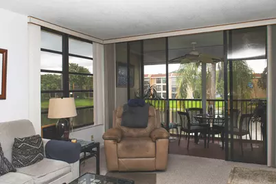 6618 Coral Lake Drive #206, Margate, FL 33063 - Photo 7