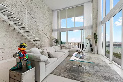 1040 Biscayne Boulevard #2101, Miami, FL 33132 - Photo 1
