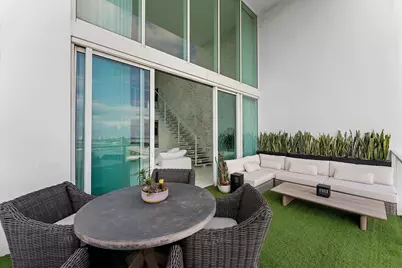 1040 Biscayne Boulevard #2101, Miami, FL 33132 - Photo 15