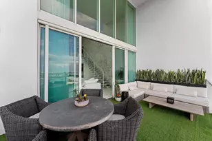1040 Biscayne Blvd, Miami, FL 33132 - Photo 15