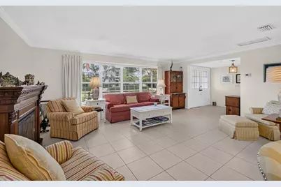 119 Cruiser Road S, North Palm Beach, FL 33408 - Photo 9
