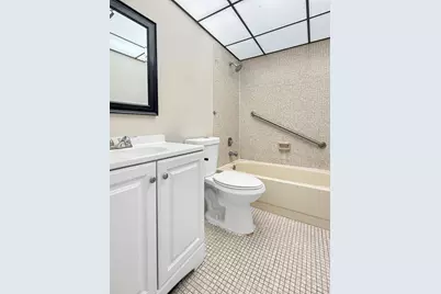 3070 NW 48th Terrace #414, Lauderdale Lakes, FL 33313 - Photo 9