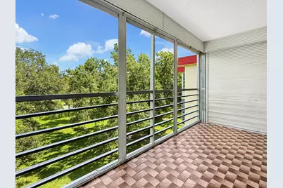 3070 NW 48th Terrace #414, Lauderdale Lakes, FL 33313 - Photo 23