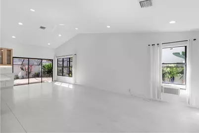 21326 Campo Allegro Drive, Boca Raton, FL 33433 - Photo 11