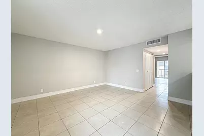 719 Meadows Circle, Boynton Beach, FL 33436 - Photo 5