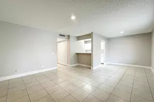 719 Meadows Cir, Boynton Beach, FL 33436 - Photo 7