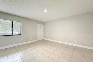 719 Meadows Cir, Boynton Beach, FL 33436 - Photo 11