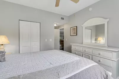 8303 Myrtlewood Circle W, Palm Beach Gardens, FL 33418 - Photo 13
