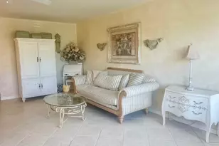 113 Lakes End Dr, Fort Pierce, FL 34982 - Photo 3