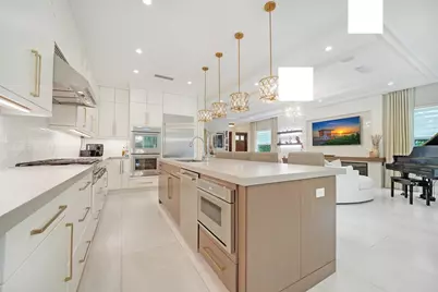 436 NE Wavecrest Way, Boca Raton, FL 33432 - Photo 17