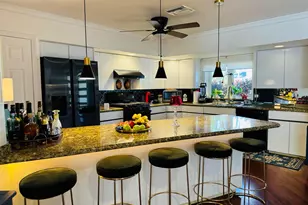 1728 NE 40th St, Oakland Park, FL 33334 - Photo 27