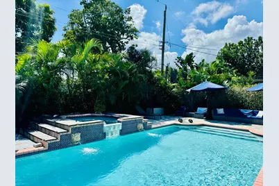 1728 NE 40th Street, Oakland Park, FL 33334 - Photo 1