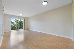 7765 Yardley Dr, Tamarac, FL 33321 - Photo 5