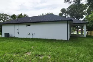 702 NW 39th Cir, Okeechobee, FL 34972 - Photo 5