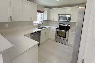 2281 NW 171st Terrace, Pembroke Pines, FL 33028 - Photo 7