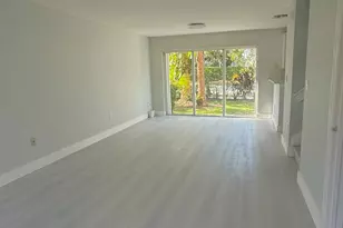2281 NW 171st Terrace, Pembroke Pines, FL 33028 - Photo 25