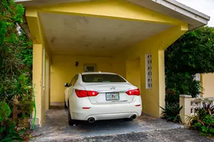 4211 NW 43rd St, Lauderdale Lakes, FL 33319 - Photo 15