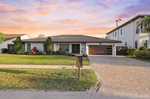 2820 NE 47th St, Lighthouse Point, FL 33064 - Photo 1