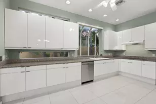 3728 NE 208th Terrace, Aventura, FL 33180 - Photo 13