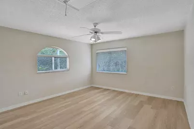 11340 Lakeshore Drive, Cooper City, FL 33026 - Photo 45