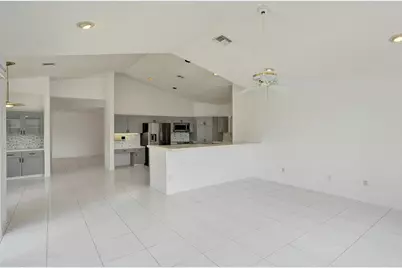 11340 Lakeshore Drive, Cooper City, FL 33026 - Photo 23