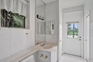 11340 Lakeshore Dr, Cooper City, FL 33026 - Photo 27