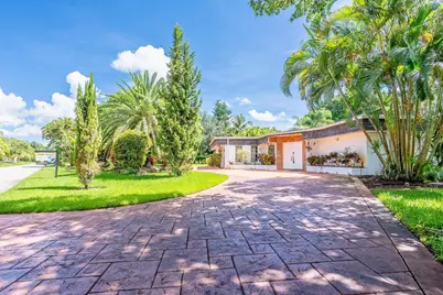 5104 White Oak Lane E, Tamarac, FL 33319 - Photo 51