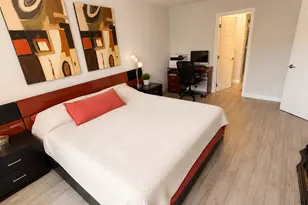 300 Diplomat Pkwy, Hallandale Beach, FL 33009 - Photo 9