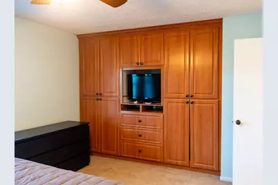 805 W Oakland Park Boulevard #D18, Wilton Manors, FL 33311 - Photo 27