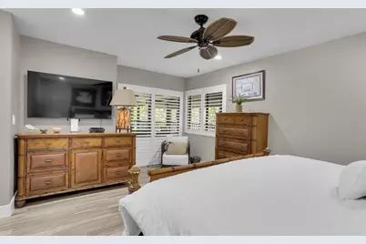 60 Pelican Pointe Drive #201, Delray Beach, FL 33483 - Photo 23