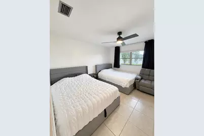 2845 Crosley Drive E #E, West Palm Beach, FL 33415 - Photo 9